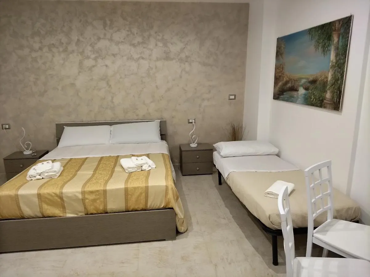 Bed & Breakfast Beb lungo tiflis matrimoniale, quadrupla Bed and Breakfast Bitonto Italia